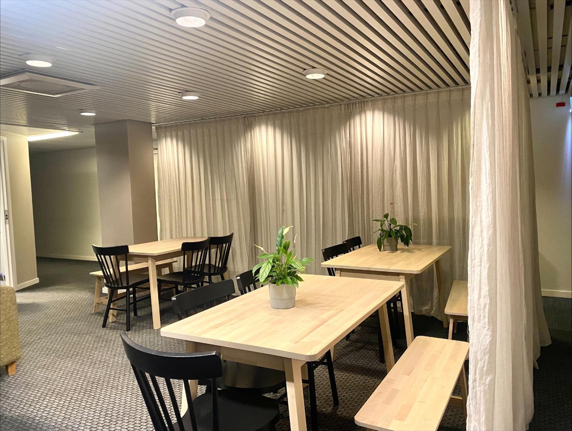 Hotell City แฮร์เนอซันด์ ภายนอก รูปภาพ